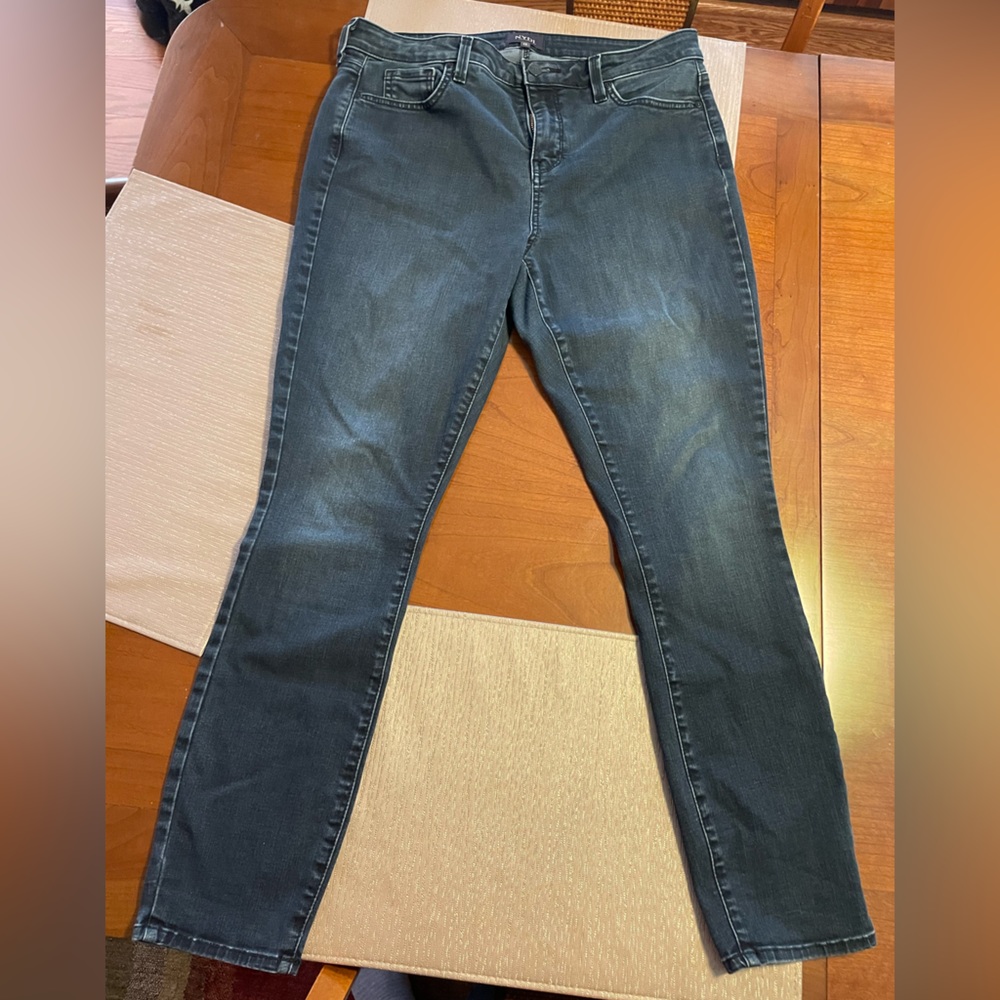 NYDJ Ami skinny dark wash jean LiftxTuck technology Sz 12 - made in USA